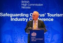 Συνεργασία Κύπρου – Βρετανίας για την ασφάλεια της τουριστικής βιομηχανίας