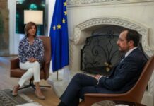 Η Ολγκίν λέει ότι προσβλέπει σε παραγωγική συζήτηση με τους δύο ηγέτες