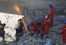 Εννιά νεκροί λόγω κατάρρευσης κτιρίου στον Λίβανο 09-02-2026 06:53