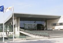 «Όχι» Ανωτάτου σε πρώην ιερέα που καταδικάστηκε για ναρκωτικά και έγινε δικηγόρος