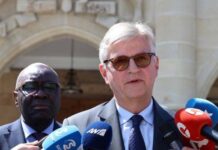 Διατήρηση ηρεμίας σημαίνει ότι οι συνομιλίες μπορούν να συνεχιστούν, λέει ο Λακρουά