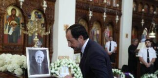Το τελευταίο αντίο στον Νίκο Σιακόλα