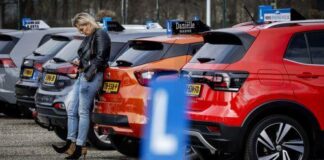 Η Κομισιόν παρουσίασε στρατηγική εφαρμογής για τις νέες άδειες οδήγησης