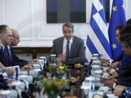 Έτοιμοι να προασπίσουμε την κυριαρχία μας ανά πάσα στιγμή, είπε ο Μητσοτάκης