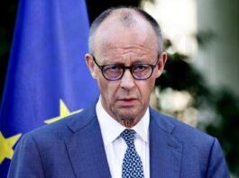 Ο Μερτς κάλεσε τη Ρωσία να «προσέλθει σε σοβαρές διαπραγματεύσεις» για το Ουκρανικό