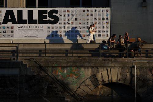 Πέντε συλλήψεις κατόπιν έρευνας Ευρ. Εισαγγελίας για απάτη ΦΠΑ, οι τρεις στην Κύπρο