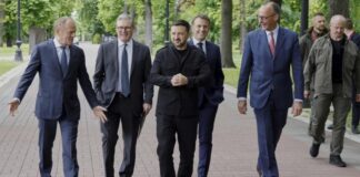 Αντιδράσεις Starmer – Macron για τους ρωσικούς βομβαρδισμούς στην Ουκρανία