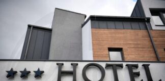 Με απεργιακά μέτρα προειδοποιούν οι συντεχνίες ΟΥΞΕΚΑ-ΣΕΚ και ΣΥΞΚΑ-ΠΕΟ για κριτήρια εργοδότησης αλλοδαπών