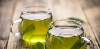 Ειδικός αποκαλύπτει: 6+1 ροφήματα που ρίχνουν το σάκχαρο