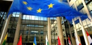 Το ΕΚ καταδίκασε την παράνομη κράτηση των 5 Ε/κ, ζητώντας άμεση απελευθέρωση τους
