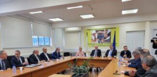 Παραμένει προσηλωμένη στην εξεύρεση λύσης για ΑΤΑ η ΟΕΒ, λέει ο Μ.Αντωνίου