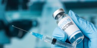 Ρώσοι επιστήμονες προειδοποιούν: «Τα mRNA εμβόλια κατά του Covid-19 συνδέονται με “έκρηξη” καρκίνων»