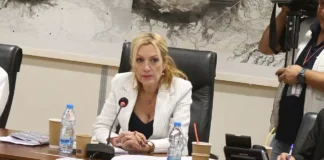Χαραλαμπίδου: «Είμαι πολιτικός πρώτης γραμμής και δεν θα αυτοαπενεργοποιηθώ»