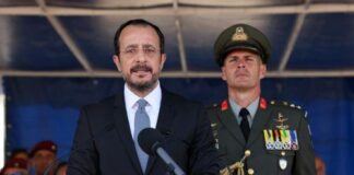 Ο Πρόεδρος δέχθηκε τον χαιρετισμό της παρέλασης