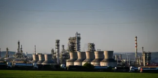 Η ρωσική Lukoil θα πουλήσει σε αμερικανικό όμιλο περιουσιακά στοιχεία εξωτερικού