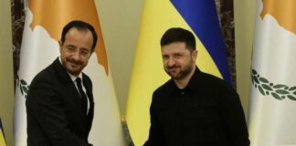 Ετοιμότητα ΚΔ να συμβάλει στην προώθηση ευρωπαϊκής πορείας Ουκρανίας, είπε ο Πρόεδρος σε Ζελένσκι