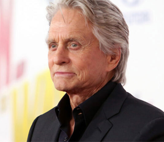 Ο Μάικλ Ντάγκλας αποκαλύπτεται μέσα από την αυτοβιογραφία του