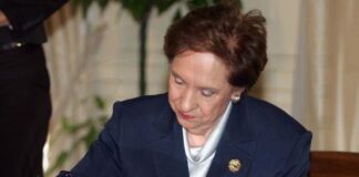 Απεβίωσε η πρώτη γυναίκα Πρόεδρος της Βουλής των Ελλήνων Άννα Ψαρούδα-Μπενάκη
