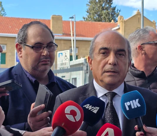 «Ήμουν και παραμένω καθαρός», είπε ο Συλλούρης μετά την αθώωσή του