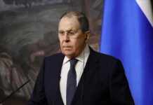 Λαβρόφ: Καταρρέει η παγκόσμια τάξη, «μάχη ζωής ή θανάτου» – Άμεση εκεχειρία στο Ιράν