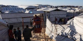 Έξι Παλαιστίνιοι, μεταξύ των οποίων ένα παιδί, σκοτώθηκαν σε αεροπορικές επιδρομές Ισραήλ