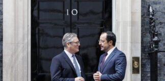 Ο Πρόεδρος συζήτησε με τον Πρωθυπουργό της Βρετανίανα ξεκινήσουν συζητήση για τις Βρετανικές Βάσεις