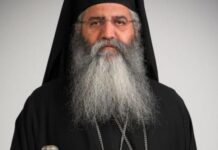 Ακυρώνεται η αθώωση Μητροπολίτη Μόρφου για παρότρυνση σε συνάθροιση επί κορωνοϊού και θα επανεκδικαστεί