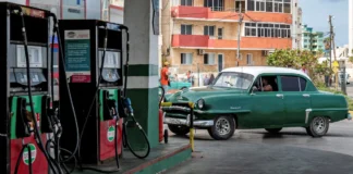Ρωσικό «μπλόκο» στο εμπάργκο των ΗΠΑ: Στήριξη στην Κούβα και προειδοποιήσεις για τις ασκήσεις «Balikatan»