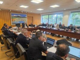 Αναπομπές για μικρές επιχειρήσεις και καταχρηστικές ρήτρες συζήτησε η Επ. Εμπορίου