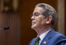 Η Kυβέρνηση των ΗΠΑ υπεραμύνεται της αναστολής μέρους των κυρώσεων στο πετρέλαιο της Ρωσίας