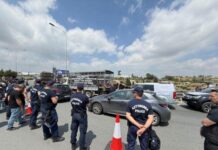 Αποκαταστάθηκε η κυκλοφορία στον κυκλικό κόμβο Ριζοελιάς