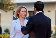 Προώθηση νέων κυρώσεων κατά Ρωσίας και ευρύτερη συμφωνία για Ιράν ζητά η Κάλας