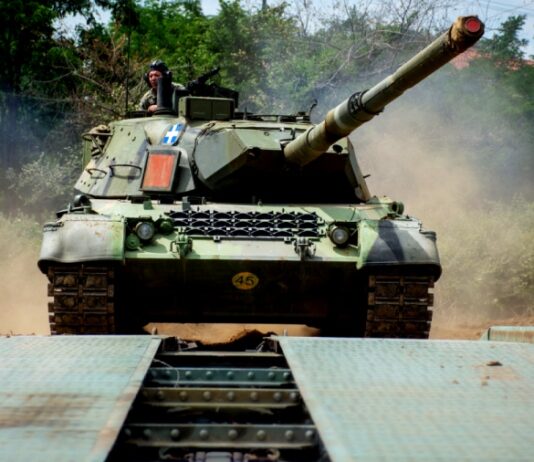 Η Κύπρος στέλνει στην Ουκρανία ρωσικά T-80; Δόλια εμπλοκή Ελλάδας με άρματα Leopard