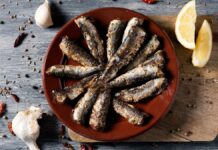Σαρδέλες: Το «φυσικό botox» για το δέρμα – Γιατί αξίζει να τις καταναλώνετε όσο π