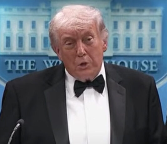 Τραμπ: «Επικίνδυνο επάγγελμα να είσαι πρόεδρος»