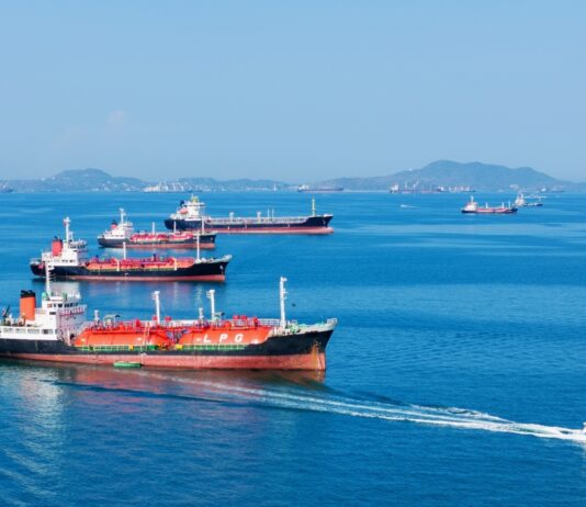 Το Ιράν απειλεί με κλιμάκωση αν δεχθεί νέα επίθεση