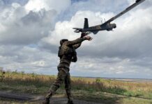 The Economist: Η Ρωσία προσέφερε στο Ιράν drones κατά των παρεμβολών για επιθέσεις σε αμερικανικές δυνάμεις