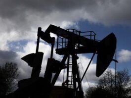 Πτώση σχεδόν 6% τη Δευτέρα στις τιμές πετρελαίου, στα $97,53 το Μπρεντ