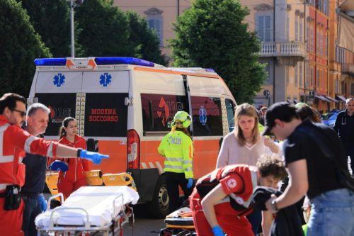 Αναβλήθηκε η επίσκεψη Μελόνι, επιστρέφει στην Ιταλία μετά το σοβαρό περιστατικό στη Μόντενα