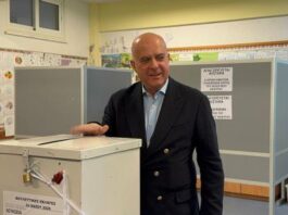 «Είναι η ώρα των εθνικών συναινέσεων, της ενότητας και των συνθέσεων» είπε ο Μ. Καρογιάν