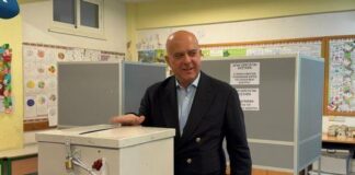 «Είναι η ώρα των εθνικών συναινέσεων, της ενότητας και των συνθέσεων» είπε ο Μ. Καρογιάν
