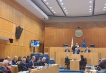 Παρασκηνιακές διαβουλεύσεις για την Προεδρία της Βουλής