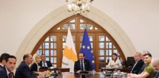 Σε εξέλιξη η συνεδρία του Εθνικού Συμβουλίου με τη νέα του σύνθεση