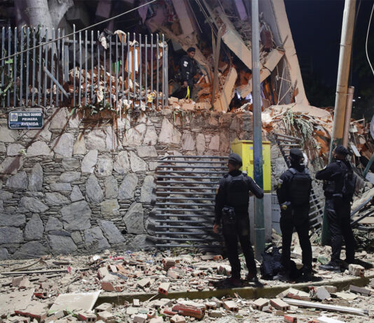 Χάος στη Βενεζουέλα από τον διπλό σεισμό των 7,5R και 7,2R – Φόβοι για πάνω από 100.000 θύματα