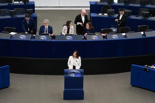 Η Βουλή απέρριψε το κατεπείγον για εξάμηνη παράταση της θητείας της Ραουνά