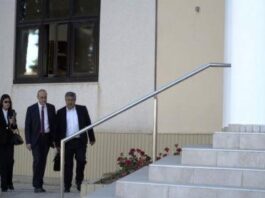 Άρχισε n δίκη του εν αργία Δημάρχου Πάφου