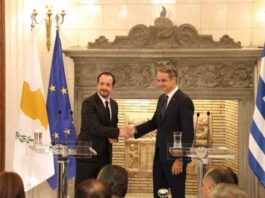 Ο Πρόεδρος ενημερώνει τον Μητσοτάκη για εξελίξεις στο Κυπριακό το Σάββατο