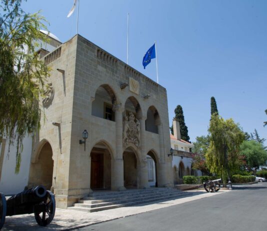 Σε μερικό ανασχηματισμό της Κυβέρνησης προχώρησε ο Πρόεδρος της Δημοκρατίας
