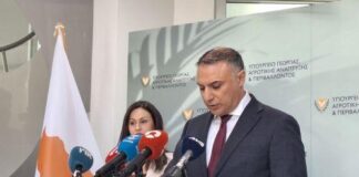 Ανέλαβε το Υπουργείο Γεωργίας ο Χρίστος Σενέκκη