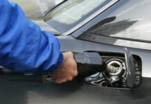 Μ. Δρουσιώτης: «Ισχυρές ενδείξεις ότι κάτι δεν πάει καλά» με τις τιμές καυσίμων